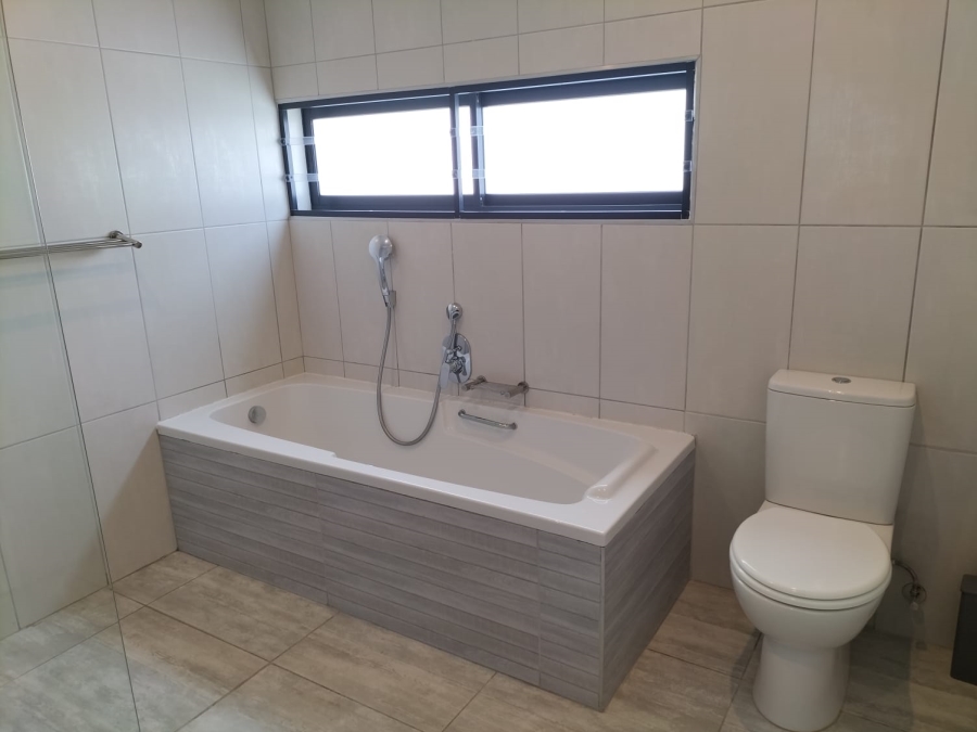 3 Bedroom Property for Sale in Stilbaai Wes Western Cape